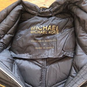 LIKE NEW MICHAEL KORS